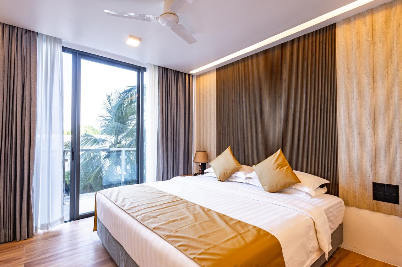 6 days 5 nights ● 12 dives ● balcony room